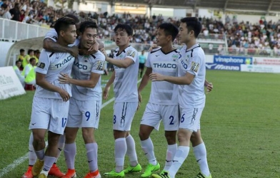 Cuộc chiến trụ hạng V-League: Nam Định, HAGL vẫn 'sáng cửa'