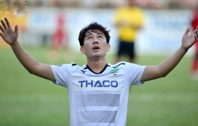 Minh Vương tỏa sáng rực rỡ, thầy Park liệu có tiếc?