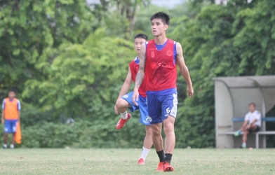 Hà Nội FC tái ký với cựu trung vệ ĐT Việt Nam