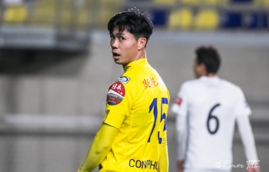 Công Phượng đá 90 phút trong trận thua 1-6 của trẻ Sint-Truiden