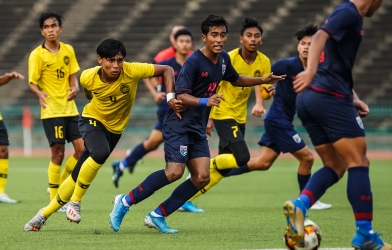 CĐV Thái Lan: 'Chúng ta nên học theo U19 Việt Nam'