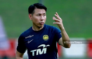 HLV Malaysia bất an trước khi đấu Việt Nam và UAE