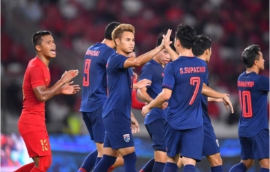 ĐT Thái Lan gặp bế tắc trước trận đấu với Indonesia