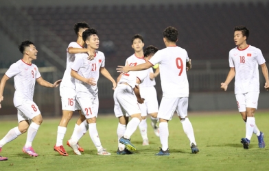 Báo Malaysia mỉa mai bóng đá trẻ Việt Nam