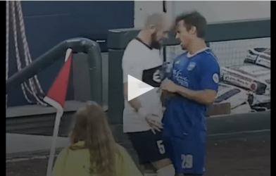 VIDEO: Pha ăn vạ trơ trẽn của 2 cầu thủ gây bão cộng đồng mạng