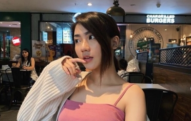 Thân hình sexy như siêu mẫu của nữ game thủ Indonesia