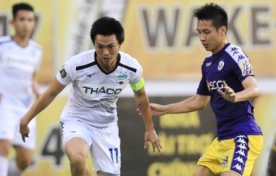 VIDEO: Cuộc chiến nảy lửa ở khu trung tuyến của Hà Nội và HAGL