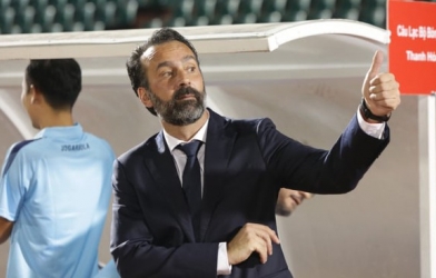 Nóng: HLV đầu tiên chính thức bị sa thải tại V.League 2020