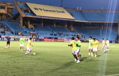 VIDEO: Màn đá ma hiếm có khó tìm của Hà Nội FC