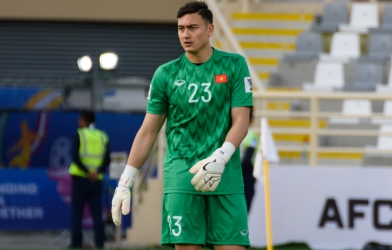 VIDEO: Đặng Văn Lâm từ kẻ bị ruồng bỏ trở thành người hùng