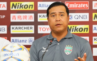 HLV Bình Dương so sánh thất bại trước Viettel với Barcelona