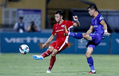 VIDEO: Hành động đẹp của Quế Ngọc Hải với cầu thủ Bình Dương