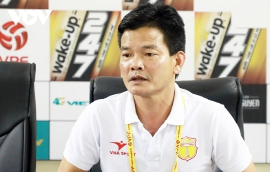 HLV Nam Định: 'Tôi sẵn sàng bắt tay ông Dương Văn Hiền'
