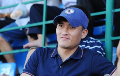 Công Vinh làm 'sếp' CLB TP.HCM, 6 cầu thủ phải ra đường