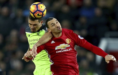 Liverpool cầm hòa MU trong trận cầu kịch tính