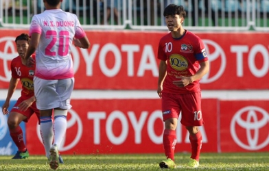 Hoàng Anh Gia Lai giành điểm số đầu tiên tại V-League 2017