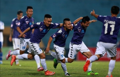 Hà Nội FC giải ngân hàng chục tỷ đồng tiền thưởng