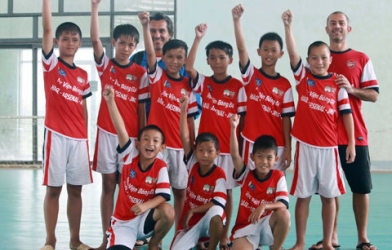 Tin bóng đá HOT sáng 10/2: HAGL JMG sắp trình làng lứa kế cận Công Phượng