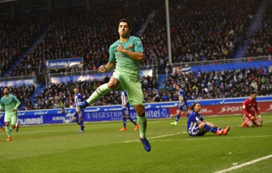 Barca thắng theo 'kiểu tennis' trên sân Alaves