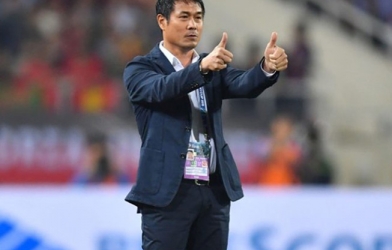 HLV Hữu Thắng triệu tập đội hình ‘dị’, tính học theo HAGL?