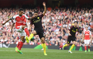 Arsenal và Man City chia điểm trong trận cầu kịch tính