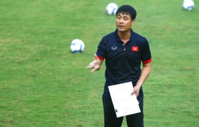 U22 VN ra thiết quân luật, đàn anh nhận thua Đức Chinh