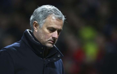 Mourinho phát biểu rất lạ sau trận thua Sevilla