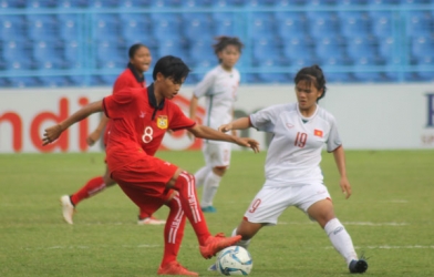 U16 nữ Việt Nam giành HCĐ sau chiến thắng trên chấm 11m