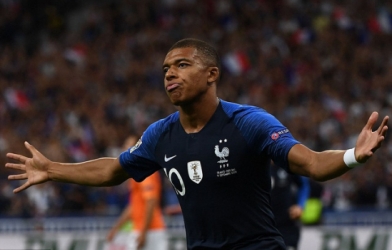 Pháp thắng sát nút Hà Lan tại UEFA Nations League