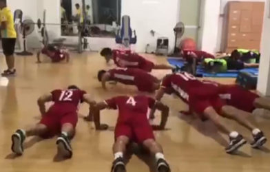 Xuất hiện 2 ‘người không phổi’ của ĐT Việt Nam