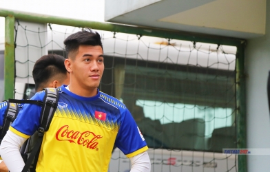 Bình Dương và HLV Park đón tin vui từ Tiến Linh