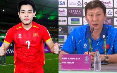 HLV Kim Sang Sik lên tiếng về Đình Bắc trước thềm bán kết với U23 Trung Quốc