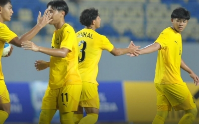 CĐV Malaysia đồng loạt gọi tên Việt Nam sau chiến thắng đậm trước Lào