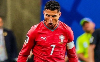 CHÍNH THỨC: Vượt Messi, Ronaldo đi vào lịch sử World Cup