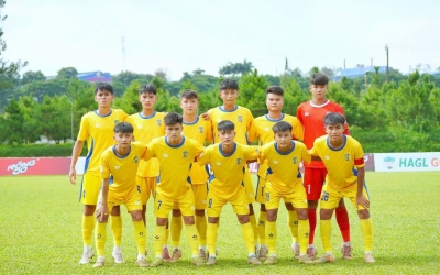 CHÍNH THỨC: Trung vệ cao gần 1m9 lên U17 Việt Nam dự World Cup