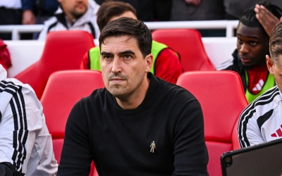 HLV Liverpool bức xúc trọng tài sau thất bại 0-3 trước Man City