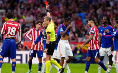 MU trắng tay ở Madrid, chiếc thẻ đỏ định đoạt tất cả