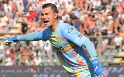 Thủ môn số 1 Indonesia xác nhận từng được Juventus tiếp cận