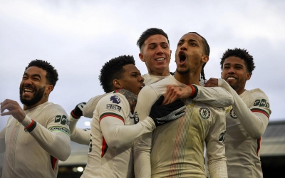 Trực tiếp Crystal Palace 0-3 Chelsea: Adam Wharton thẻ đỏ