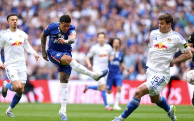 Trực tiếp Chelsea 1-0 Leeds: Enzo đánh đầu mở tỷ số