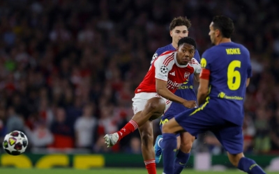 Trực tiếp Arsenal 0-0 Atletico Madrid: Đôi công rực lửa từ đầu