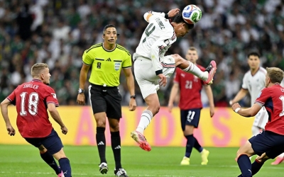 Trực tiếp CH Séc 0-0 Mexico: Séc cố tấn công