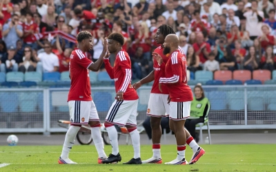 Trực tiếp PSG 1-1 Manchester United: Heaton chấn thương