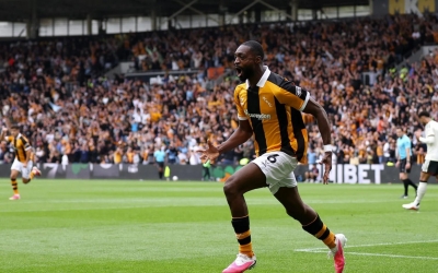 Trực tiếp MU 0-2 Hull City: Địa chấn trên MKM