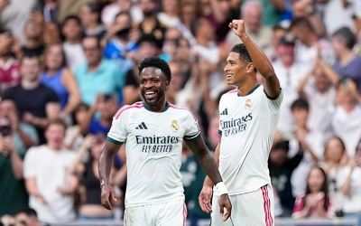 Trực tiếp Real Madrid 3-0 Malaga: Ép sân dữ dội!