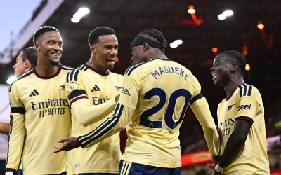 Trực tiếp Nottingham Forest 0-1 Arsenal: Madueke toả sáng