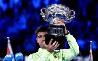 Khuất phục Djokovic, Alcaraz lần đầu đăng quang Australian Open
