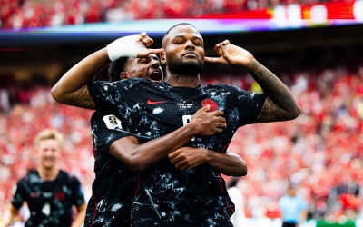 Áp đảo hoàn toàn Qatar, Canada lập kỉ lục độc lạ ở World Cup