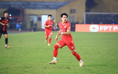 Đình Bắc lên tiếng khi tái xuất V-League, cùng CAHN đánh bại Ninh Bình