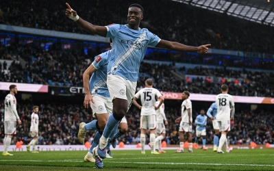 Man City nhẹ nhàng đánh bại đội hạng 4 tại FA Cup